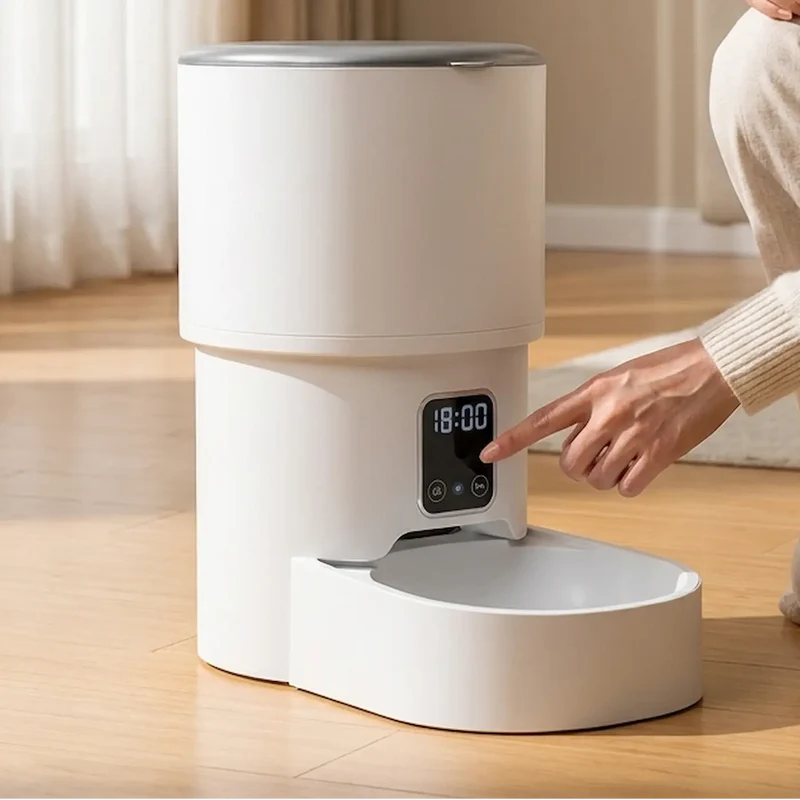Distributeur Croquettes WiFi ou Boutons – Écran LCD, Hauts Rebords