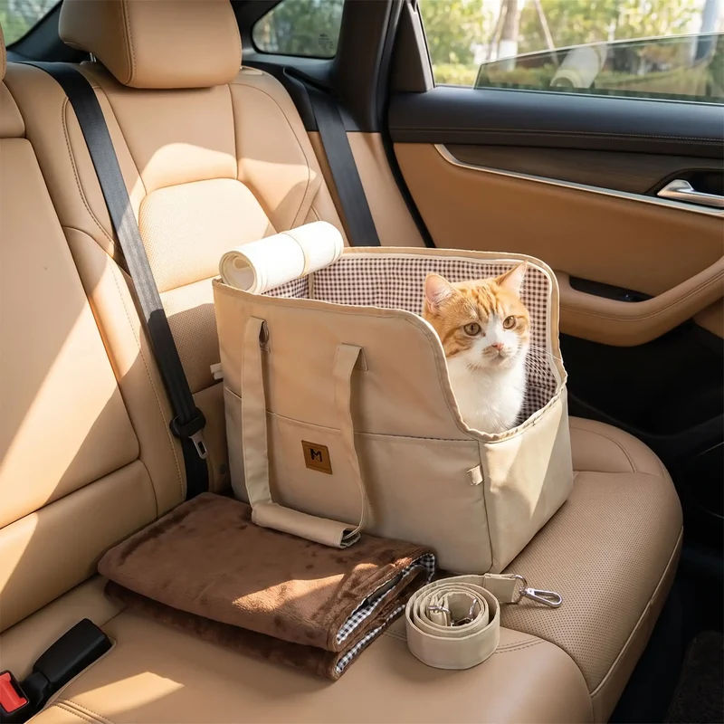 Chat sac de transport et Siège auto