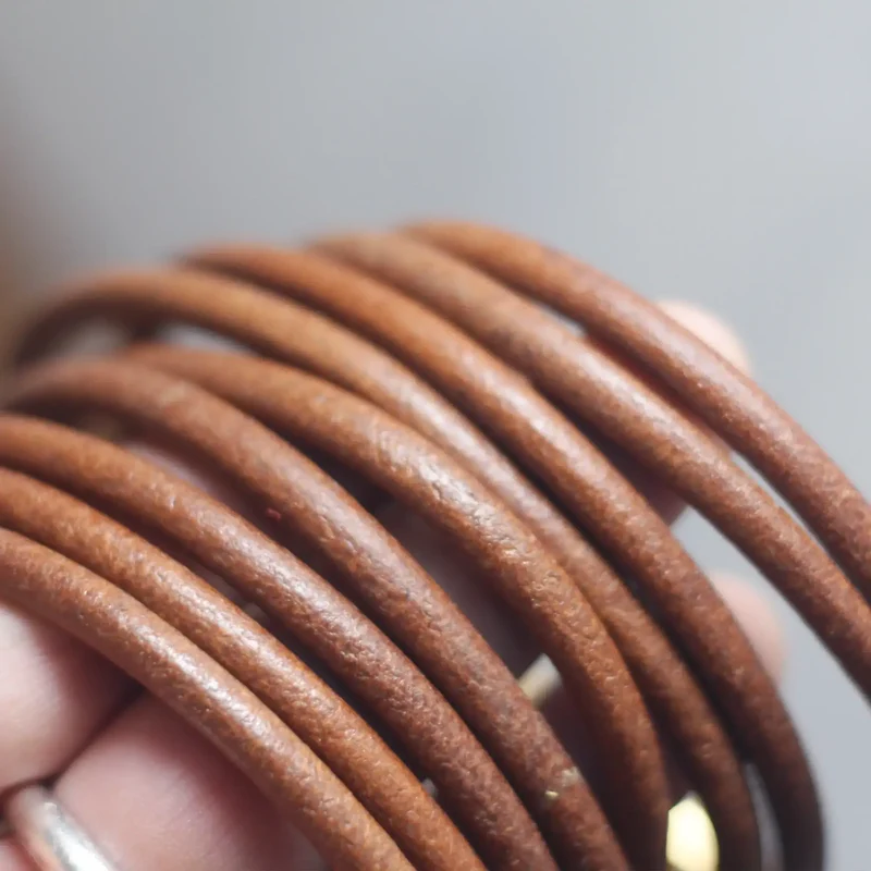 Collier Elégant En Cuir Véritable Pour Chat