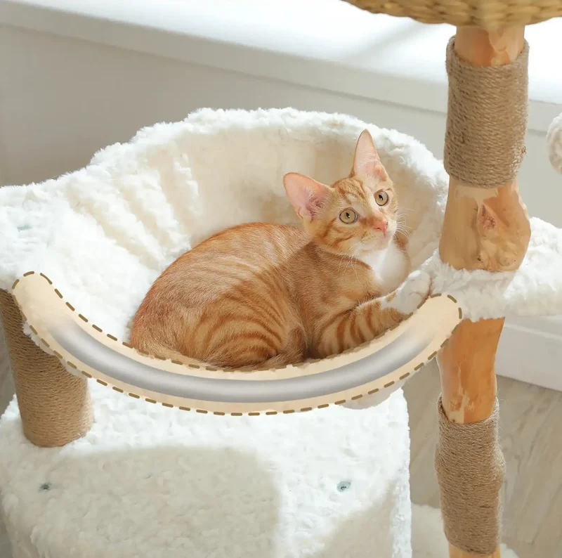 Arbre à chat en bois naturel avec panier en osier et hamac design