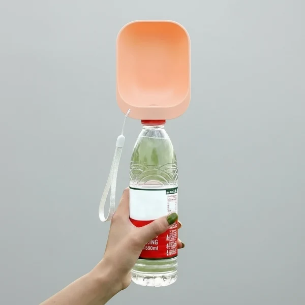 Gamelle A Visser Sur Bouteille D'Eau Pour Chien Et Chat