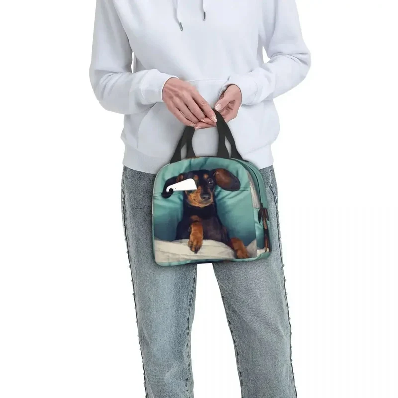 Sac Isotherme Teckel Oscar et Plume - Design Unique