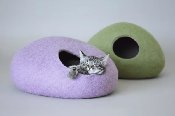 Cocon En Laine Mérinos Fait Main Pour Chat