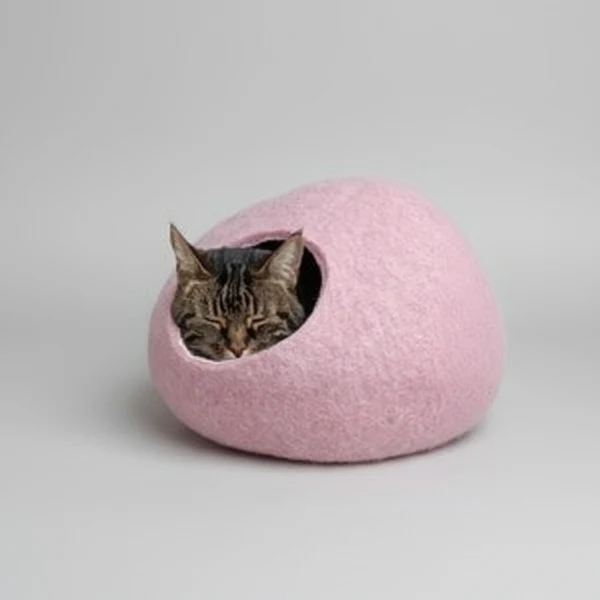 Cocon En Laine Mérinos Fait Main Pour Chat