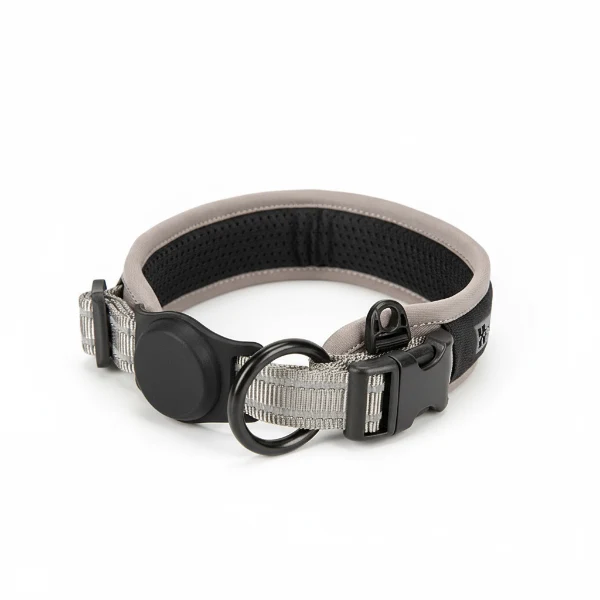 Collier ajustable pour chien avec emplacement AirTag réfléchissant
