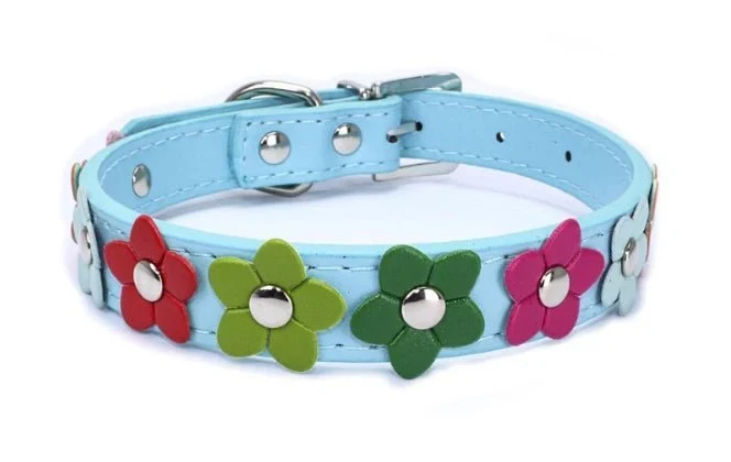 Collier Chien Résistant Motif Fleurs