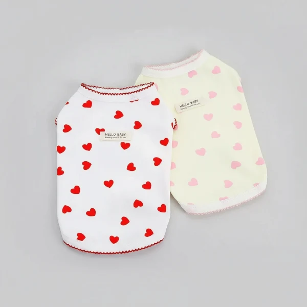 T-shirt élégant pour chien motif cœurs