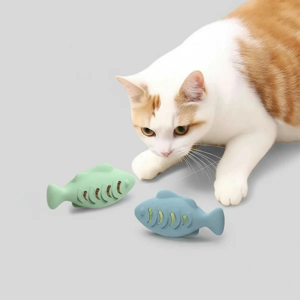 Jouet interactif pour chat design poisson