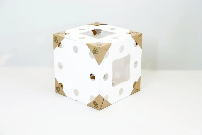 Arbre à Chat en Carton - Cube pour Chat Blanc
